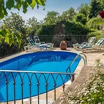 Sirotnjak 1 By Interhome בית נופש *